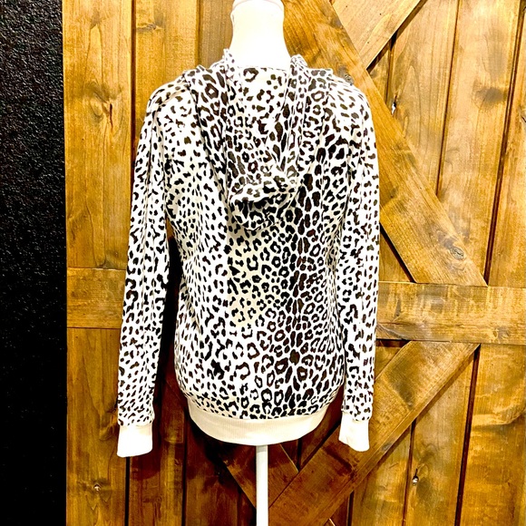 Chaser Black & White Cheetah Patterned Zip Front Hooded Jacket - Picture 3 of 16